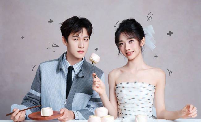 王影璐李昀锐手持糕点氛围甜蜜 互相投喂CP感满满