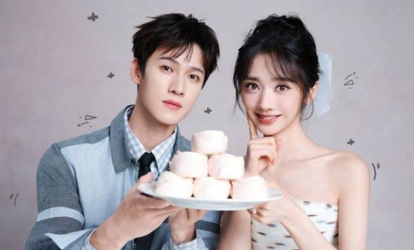 河南配资网 王影璐李昀锐手持糕点氛围甜蜜 互相投喂CP感满满